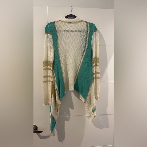 Buckle Daytrip Cardigan - Picture 2 of 3